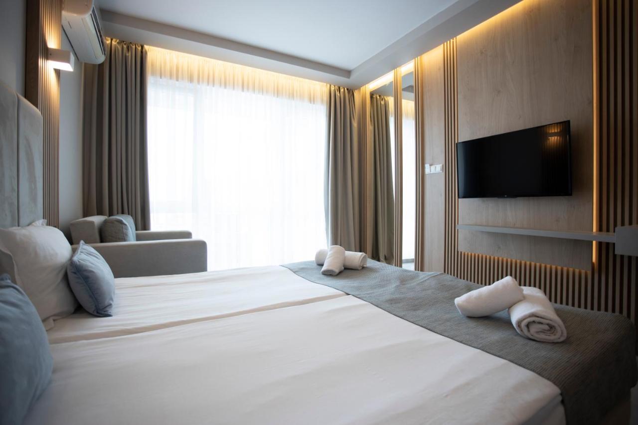 Selena Beach Family Hotel Sozopol Esterno foto
