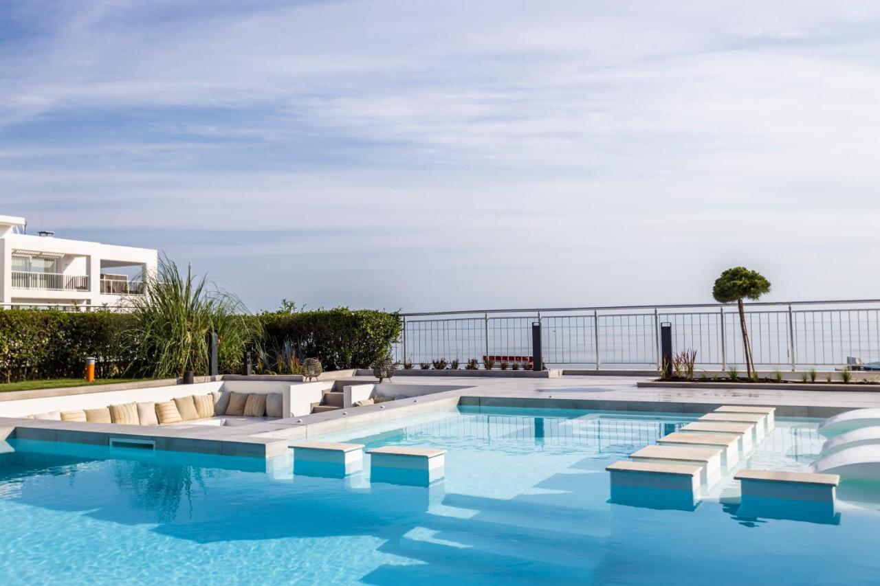 Selena Beach Family Hotel Sozopol Esterno foto