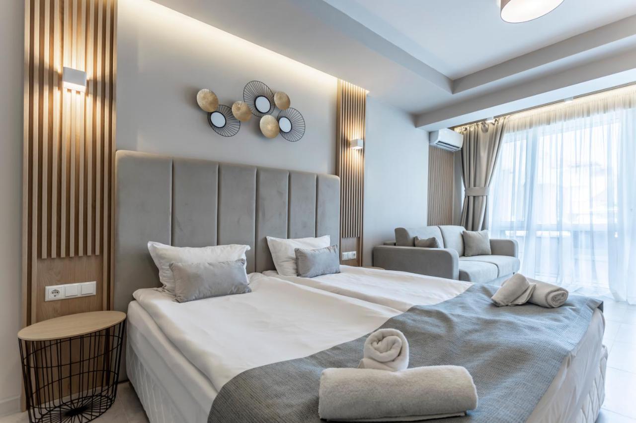 Selena Beach Family Hotel Sozopol Esterno foto