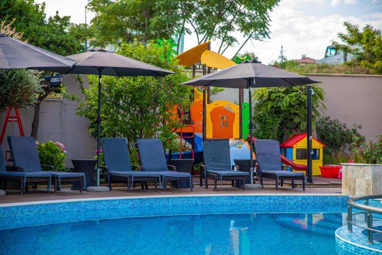 Selena Beach Family Hotel Sozopol Esterno foto