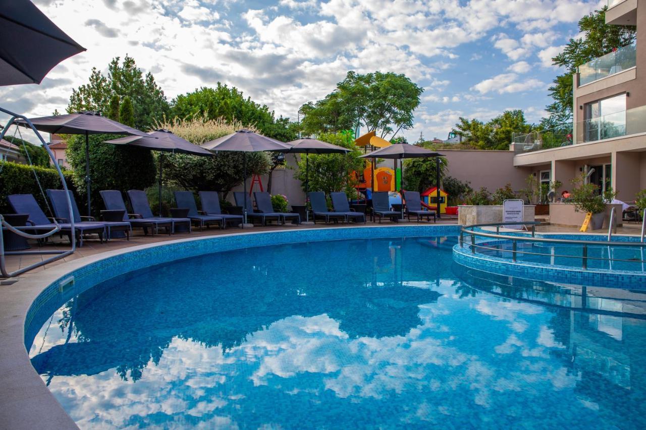 Selena Beach Family Hotel Sozopol Esterno foto