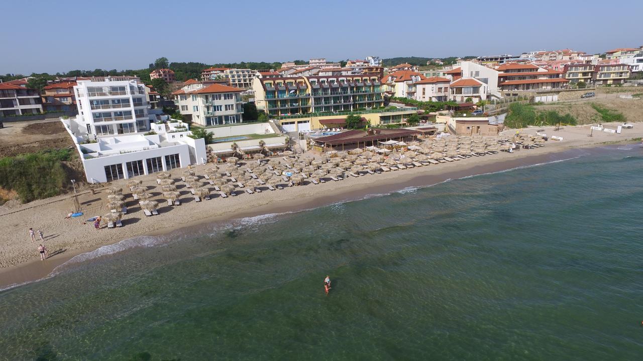 Selena Beach Family Hotel Sozopol Esterno foto